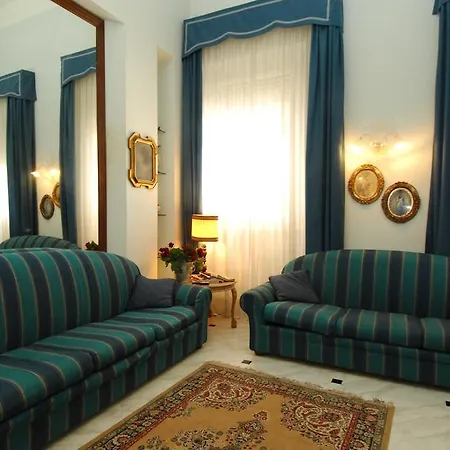 Grande Quattro Stagioni 4*