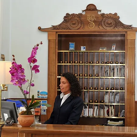 Grande Quattro Stagioni 列蒂