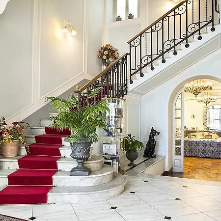 酒店 Grande Quattro Stagioni 列蒂