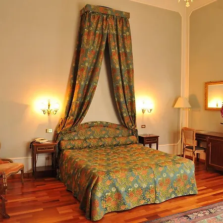 ホテル Grande Quattro Stagioni 4*