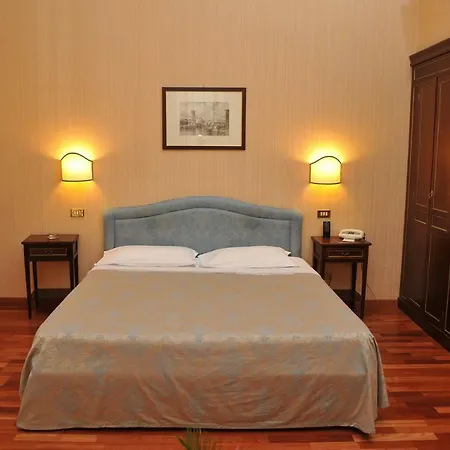 Grande Quattro Stagioni ホテル 4*